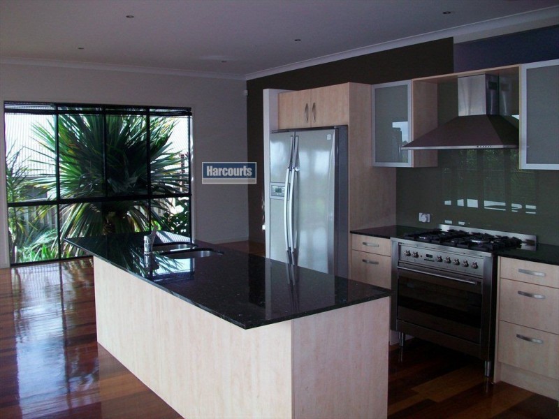 30 Peachester Close, Ormeau QLD 4208