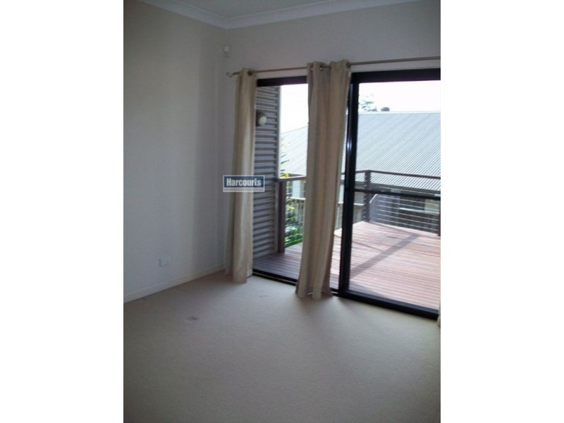 30 Peachester Close, Ormeau QLD 4208