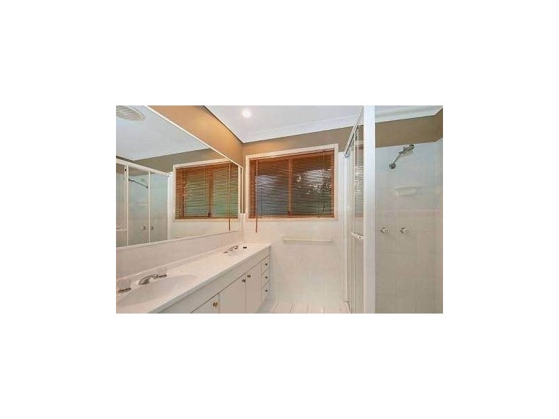 27 Hidden Valley Road, Bonogin QLD 4213
