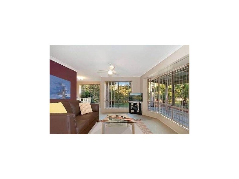 27 Hidden Valley Road, Bonogin QLD 4213