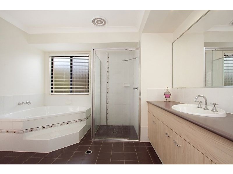 4 Jondaryan Street, Ormeau QLD 4208