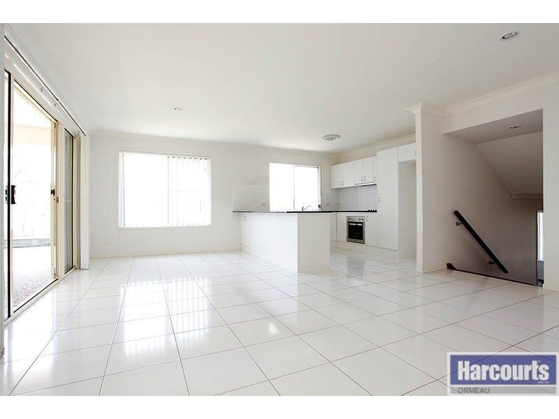 8 Natasha Street, Ormeau QLD 4208