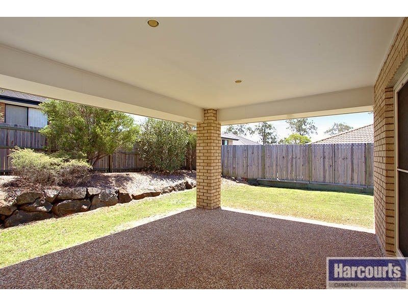 8 Natasha Street, Ormeau QLD 4208