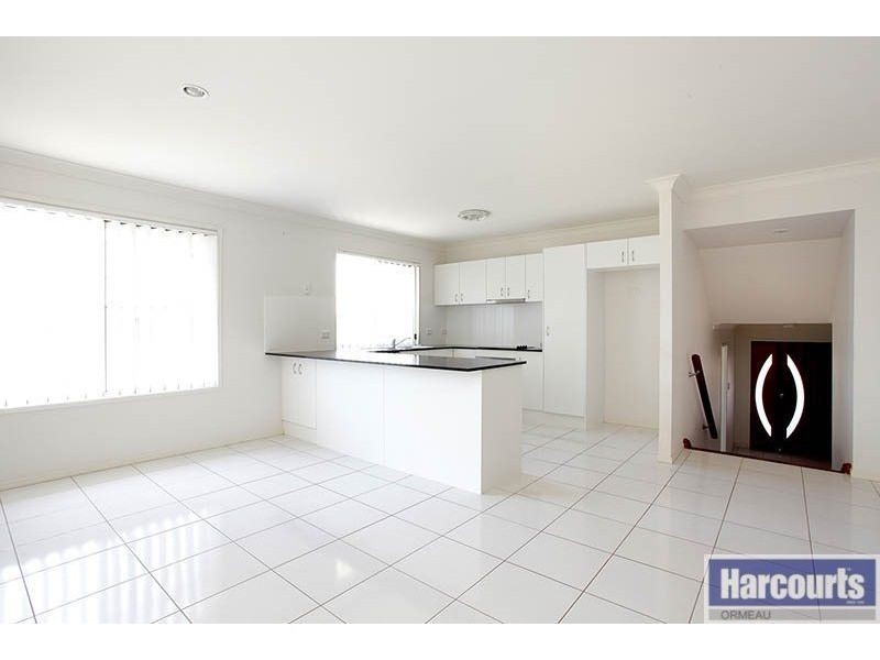 8 Natasha Street, Ormeau QLD 4208