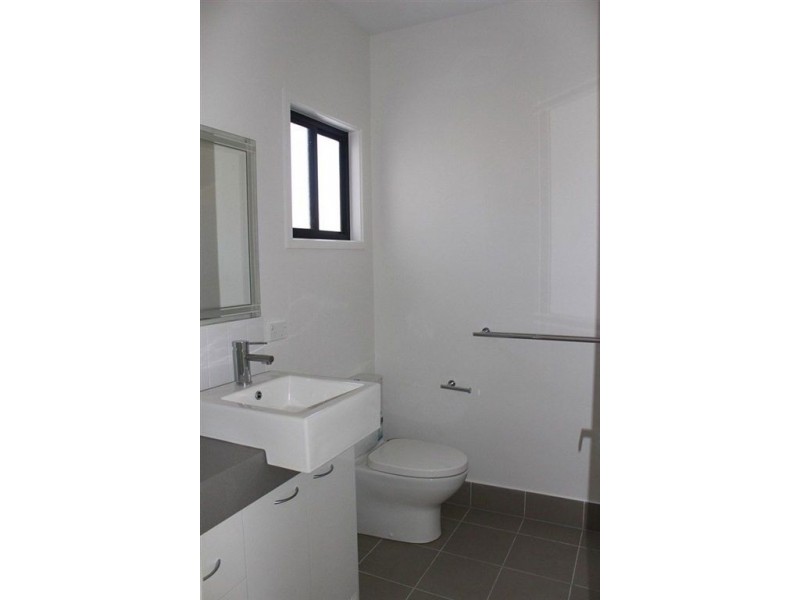 1/39 Bull Road, Pimpama QLD 4209