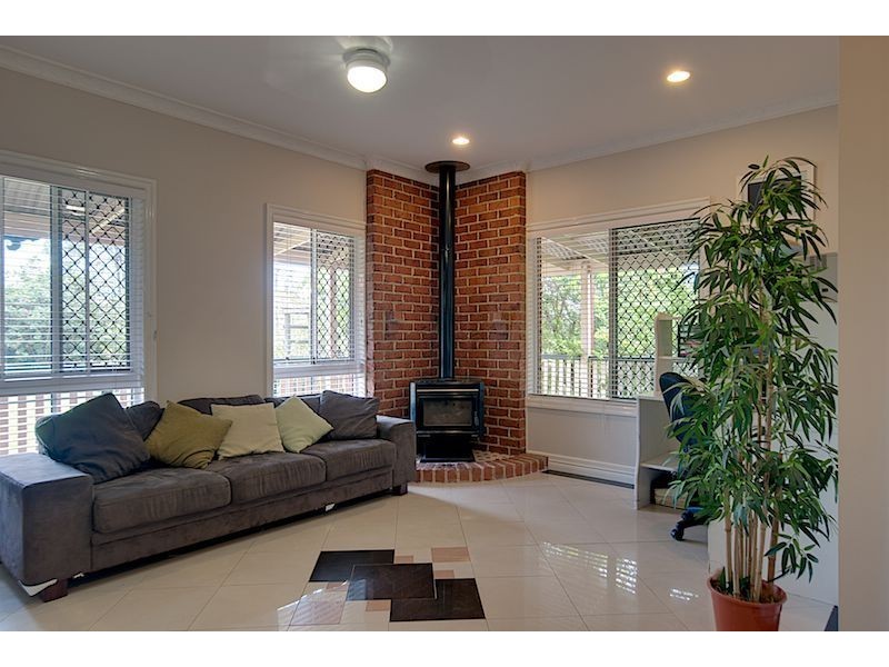 12 Metcalf Court, Ormeau QLD 4208