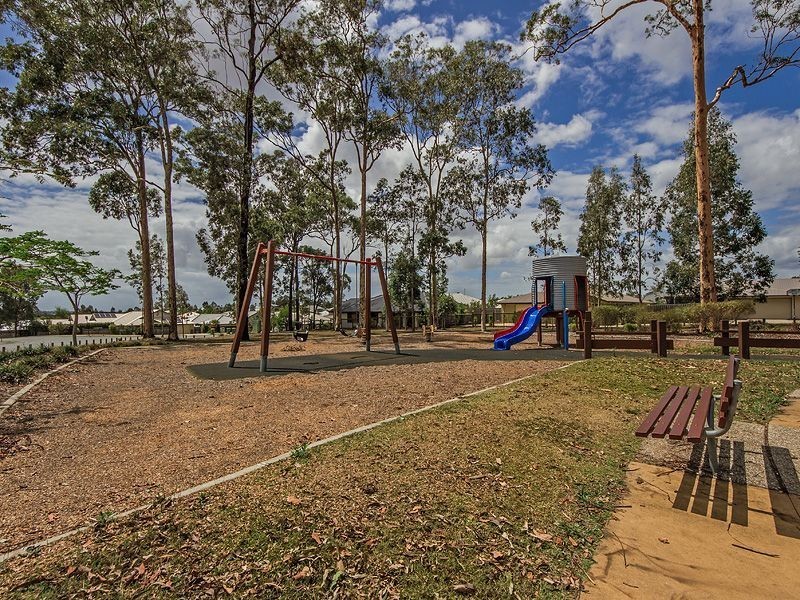 1/17 Lauradale Cres, Ormeau QLD 4208