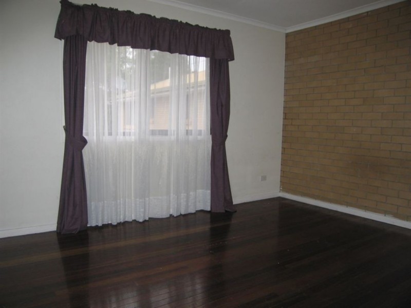 5/4 Cowper Avenue, Eagleby QLD 4207