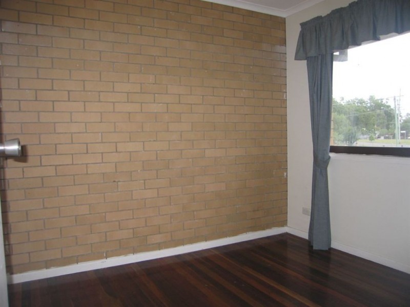 5/4 Cowper Avenue, Eagleby QLD 4207