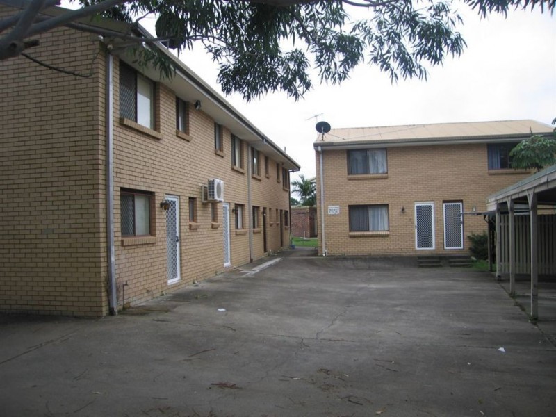 5/4 Cowper Avenue, Eagleby QLD 4207