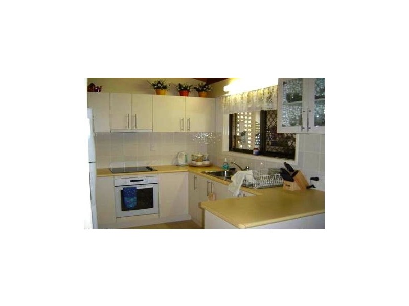 6 Schweitzer Street, Mount Warren Park QLD 4207