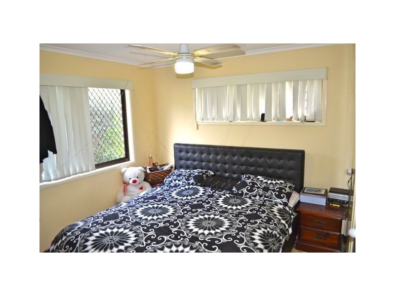 6 Schweitzer Street, Mount Warren Park QLD 4207