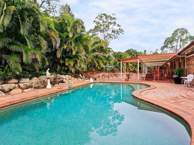 6 Edwards Place, Ormeau QLD 4208