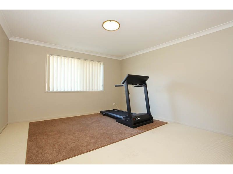 17 Lilyvale Crescent, Ormeau QLD 4208