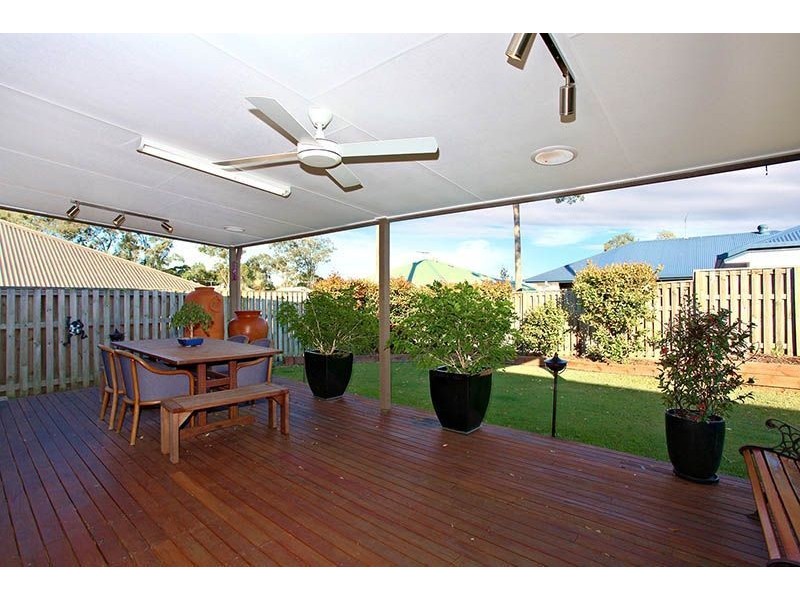 17 Lilyvale Crescent, Ormeau QLD 4208