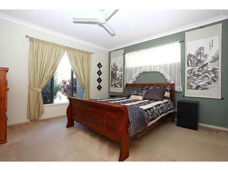 18 Bellthorpe Road, Ormeau QLD 4208