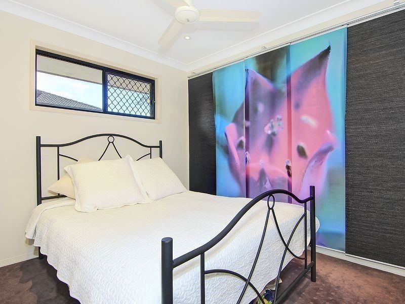 22 Yarwood Crescent, Ormeau Hills QLD 4208