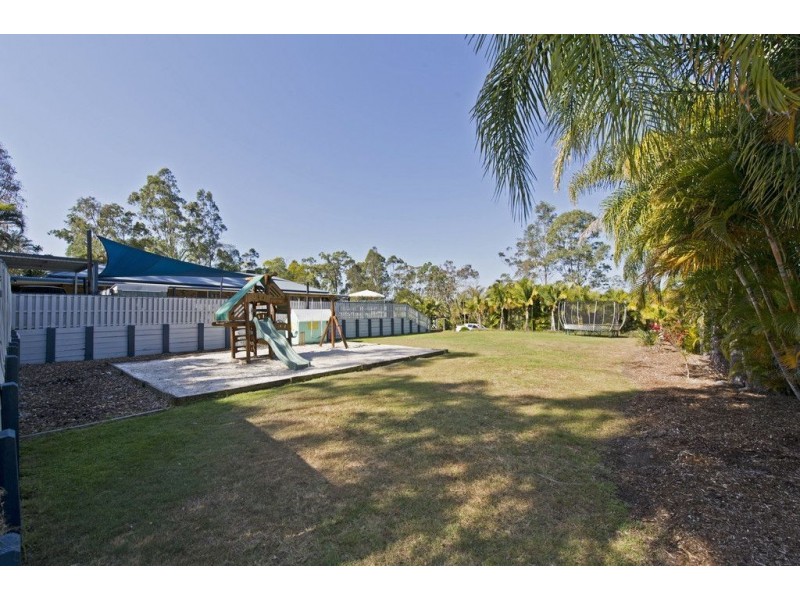 12 Sears Road, Yatala QLD 4207