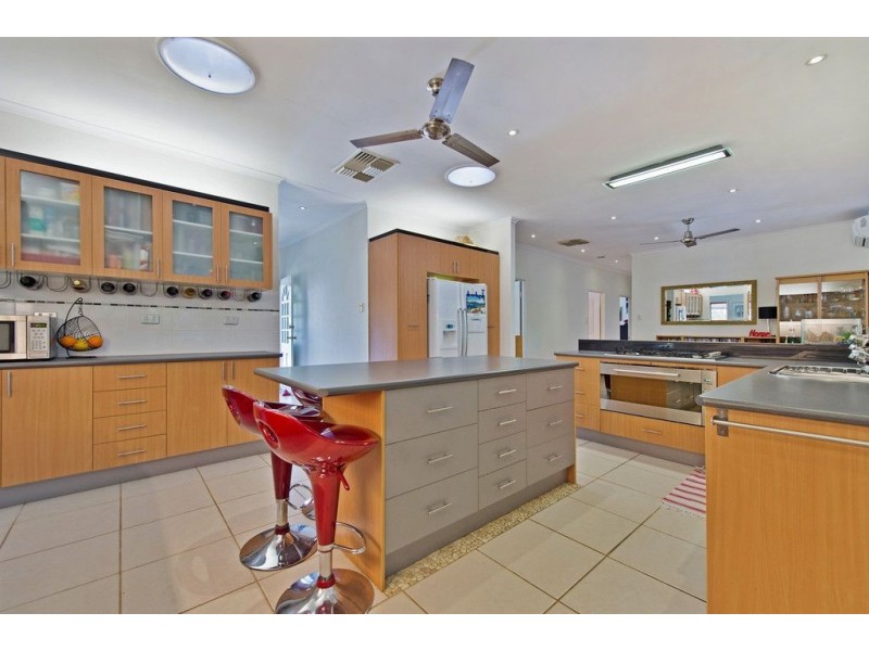 12 Sears Road, Yatala QLD 4207