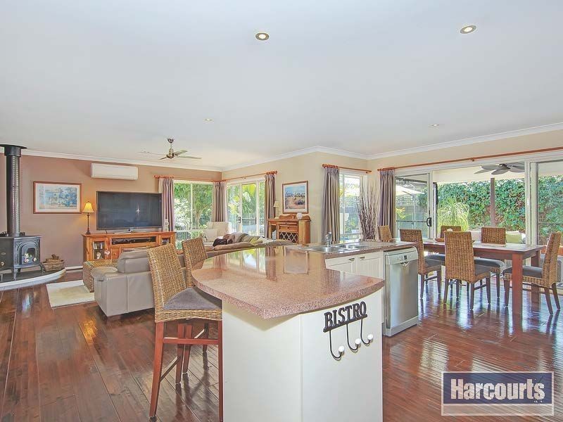 8 Lauradale Cresent, Ormeau QLD 4208