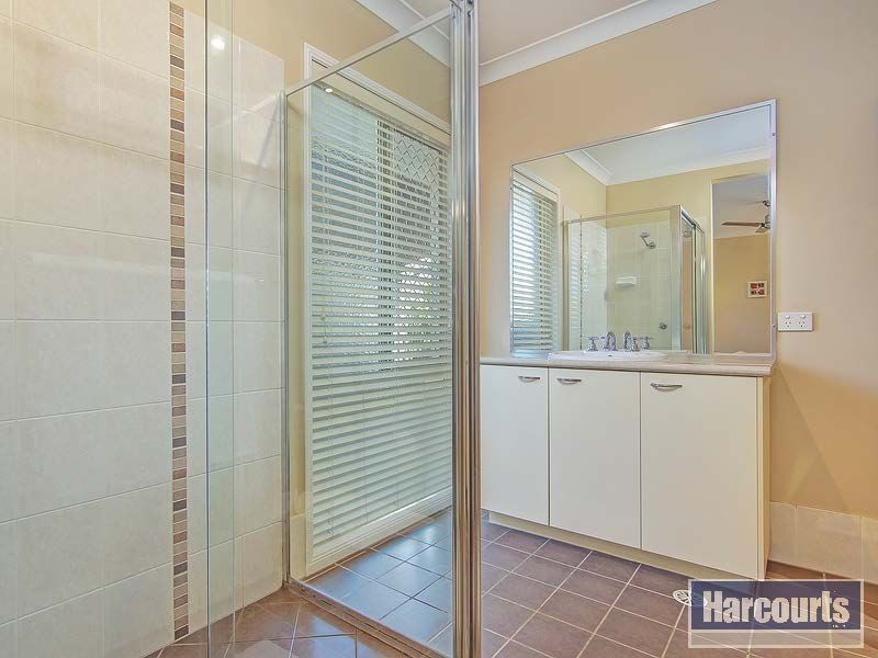 8 Lauradale Cresent, Ormeau QLD 4208