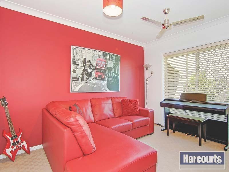 8 Lauradale Cresent, Ormeau QLD 4208