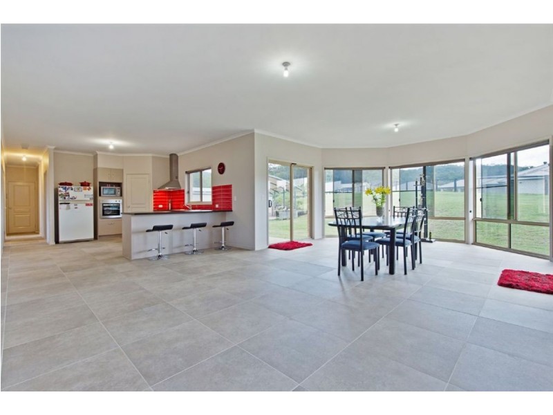 36 Ellen Grant Drive, Willow Vale QLD 4209