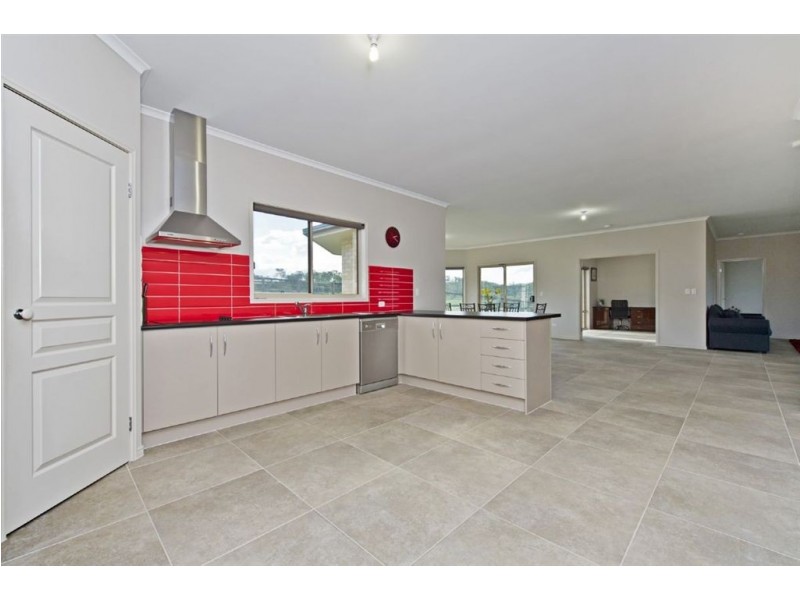 36 Ellen Grant Drive, Willow Vale QLD 4209