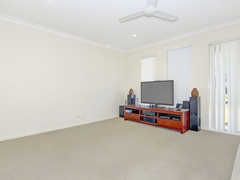 28 Ritz Drive, Coomera QLD 4209