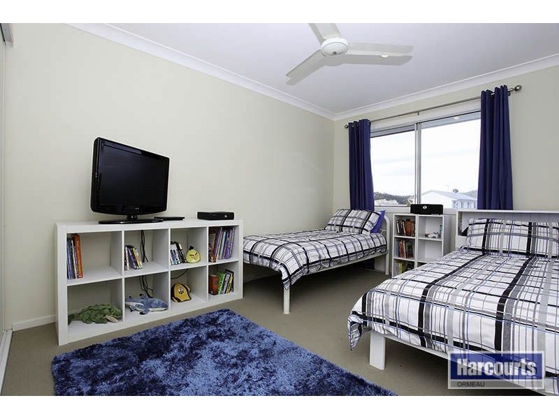 12 Norfolk Drive, Pacific Pines QLD 4211