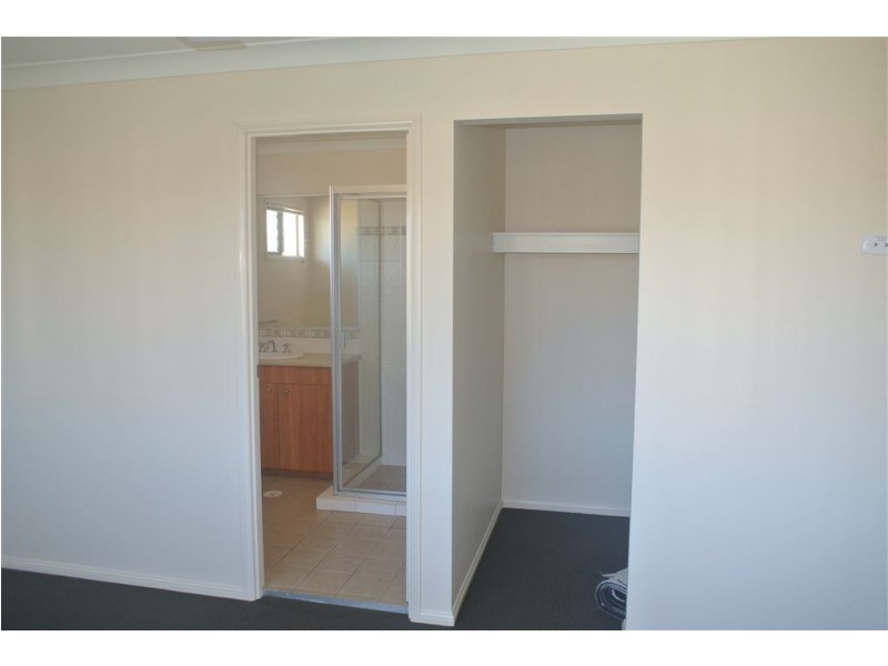 24 Lancelot Crescent, Ormeau QLD 4208