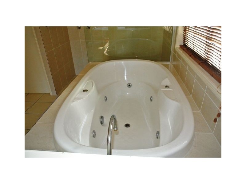 21 Freestone Drive, Upper Coomera QLD 4209