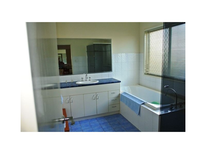 21 Freestone Drive, Upper Coomera QLD 4209