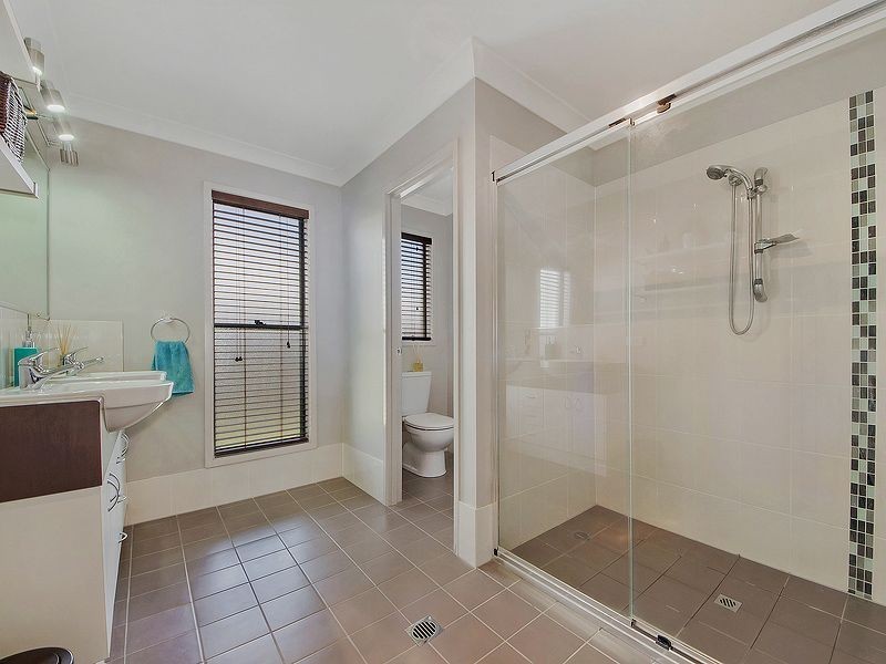 38 Maidenwell Road, Ormeau QLD 4208