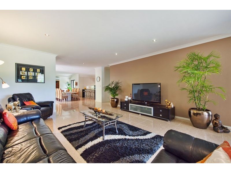 7 Blackcomb Rise, Ormeau Hills QLD 4208