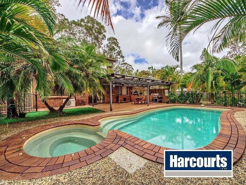 12 Umbango Drive, Pimpama QLD 4209