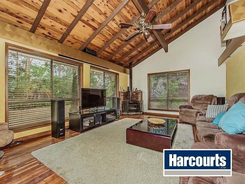 12 Umbango Drive, Pimpama QLD 4209