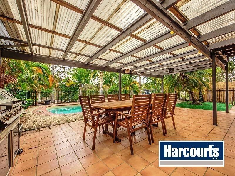 12 Umbango Drive, Pimpama QLD 4209