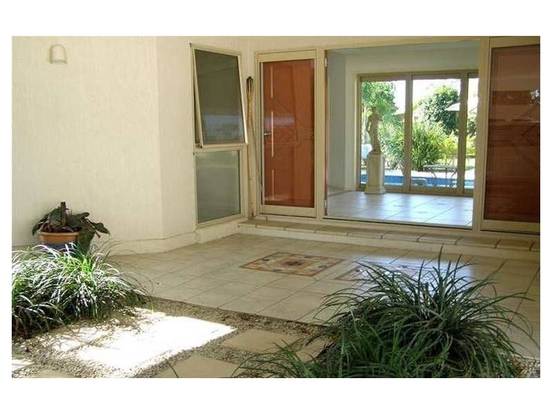 23 Samuel Court, Jacobs Well QLD 4208