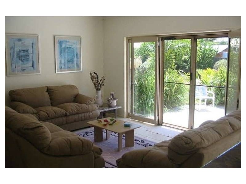 23 Samuel Court, Jacobs Well QLD 4208