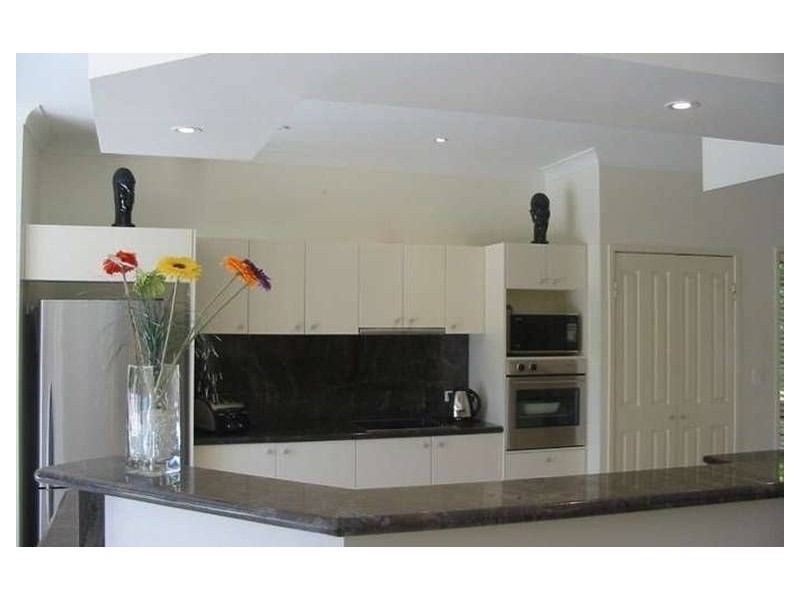 23 Samuel Court, Jacobs Well QLD 4208