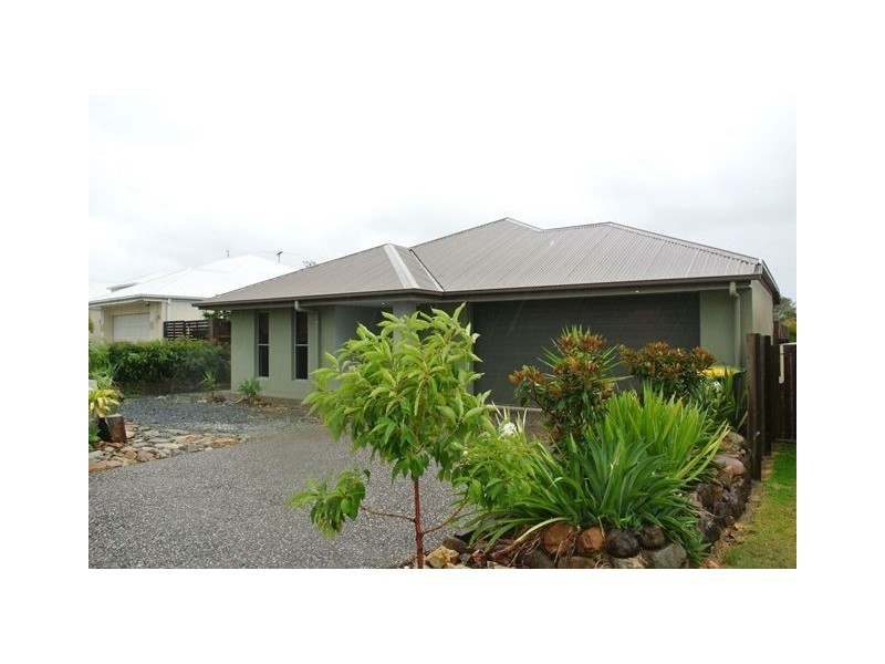 32 Lauradale Crescent, Ormeau QLD 4208