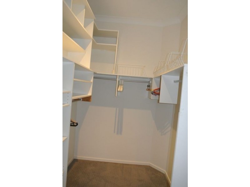 32 Lauradale Crescent, Ormeau QLD 4208