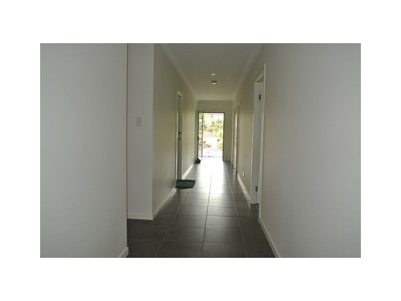 32 Lauradale Crescent, Ormeau QLD 4208