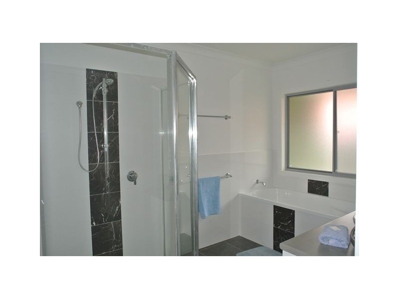 32 Lauradale Crescent, Ormeau QLD 4208