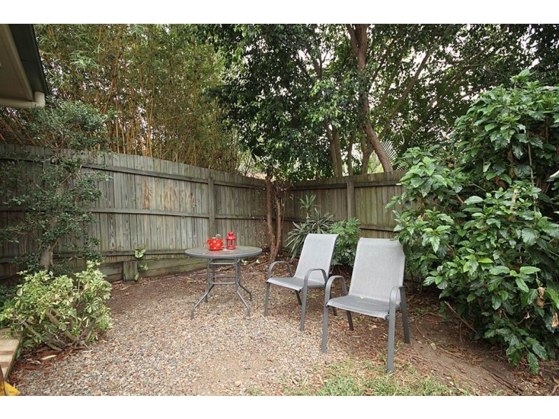 5 Battersea Close, Forest Lake QLD 4078