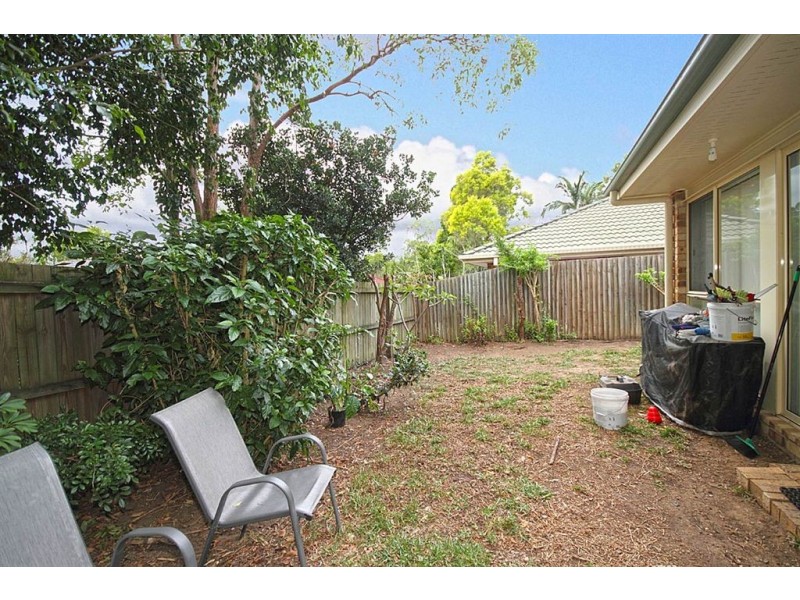 5 Battersea Close, Forest Lake QLD 4078