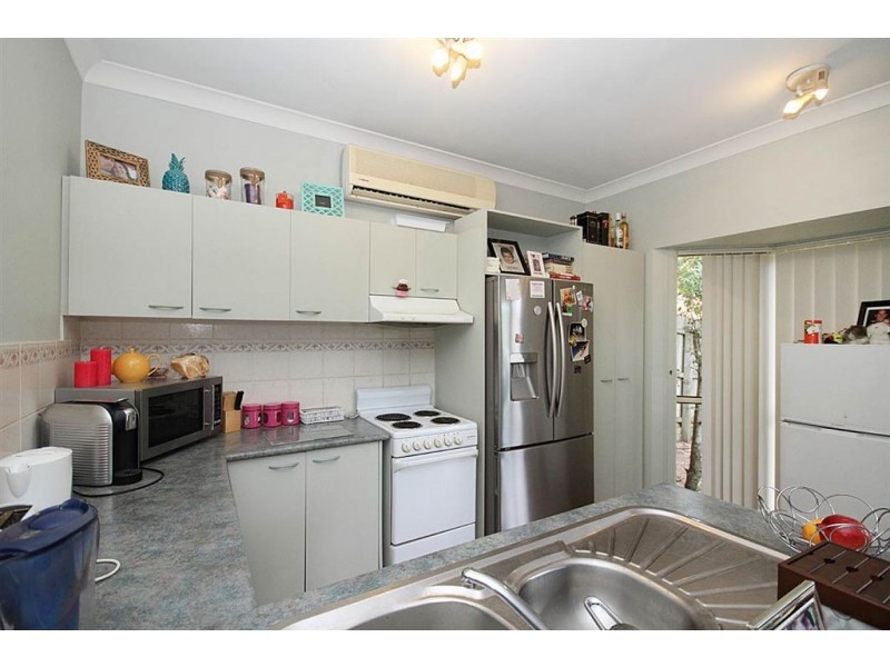 5 Battersea Close, Forest Lake QLD 4078