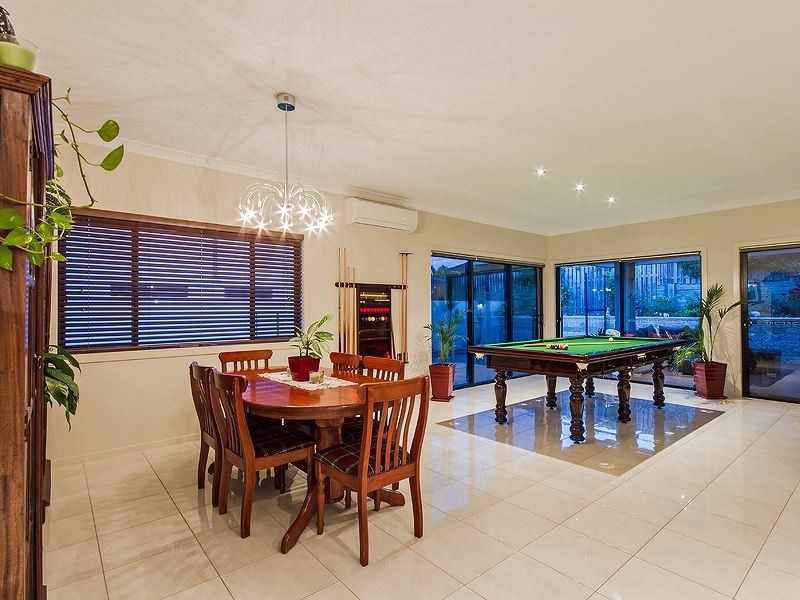 6 Abercrombie Cresent, Upper Coomera QLD 4209