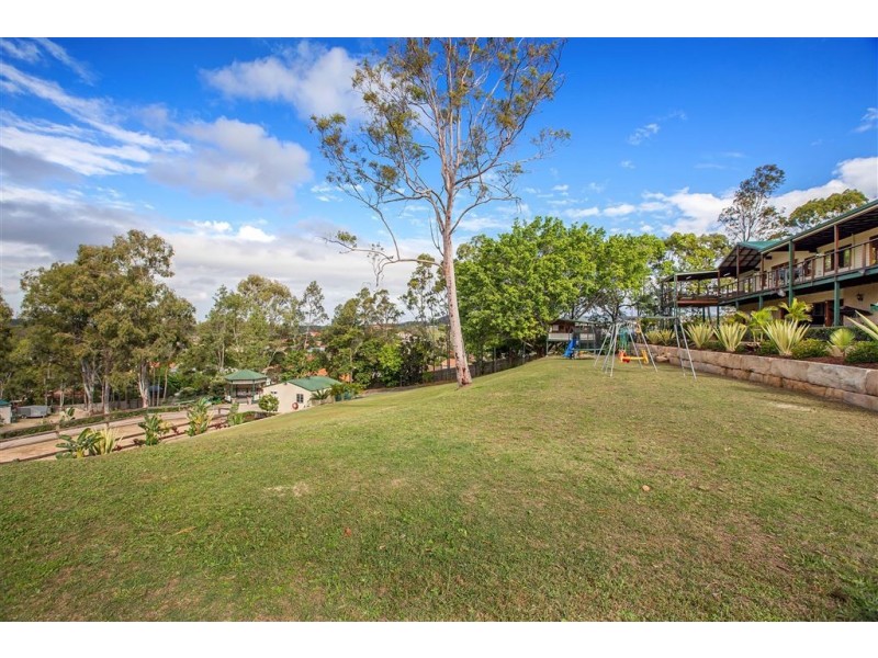 16 Beaton Court, Ormeau QLD 4208